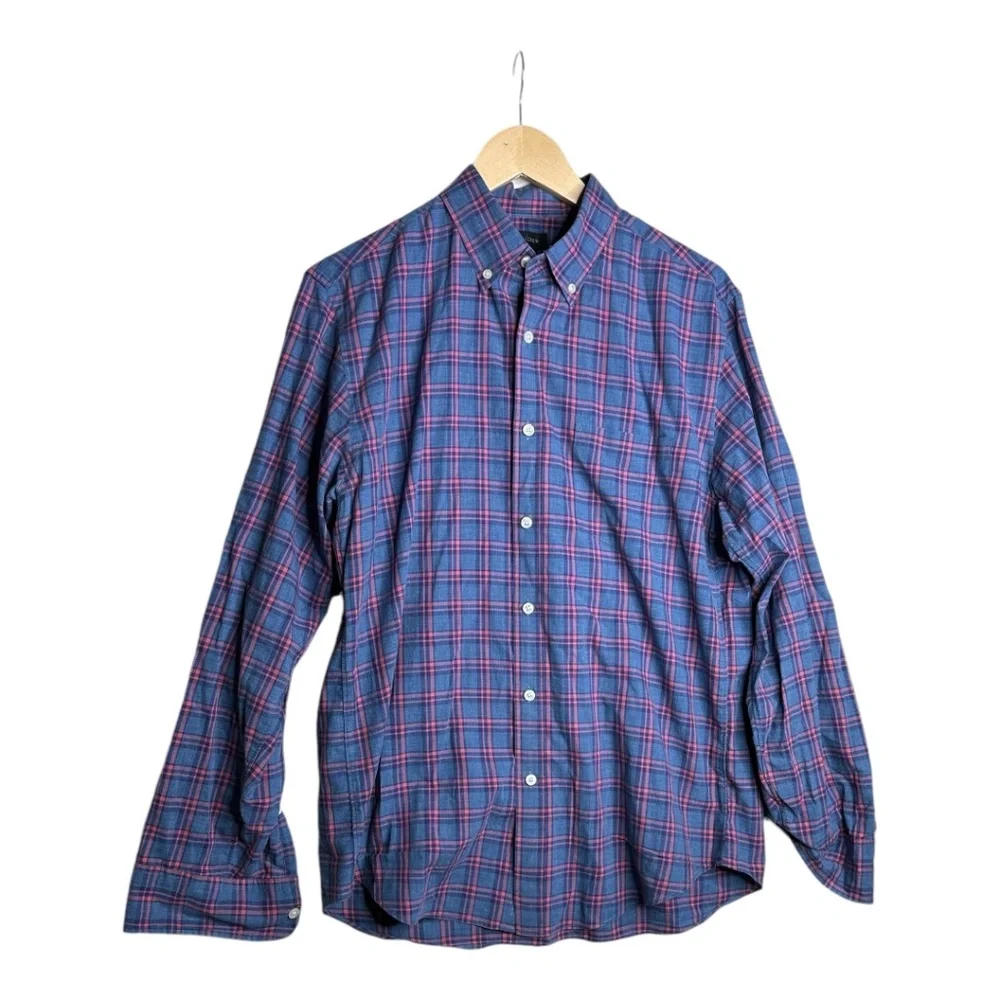 J. Crew Men's Button Down‎ Blue and Pink Plaid Size Medium